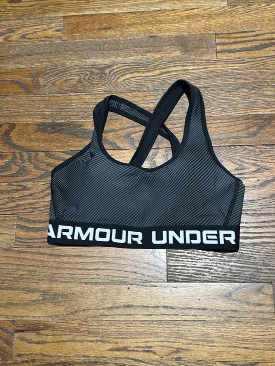 Under Armour Other - Under Armour Black & White Crossback Logo Sports Bra